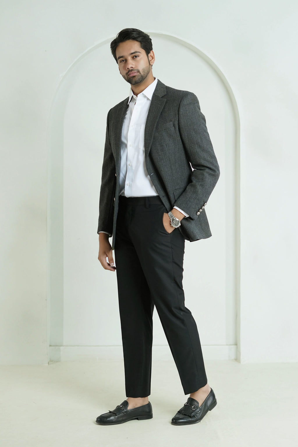 Herringbone Grey Tweed Blazer (SKU: 2210-00220-020-1-002) - Textured classic