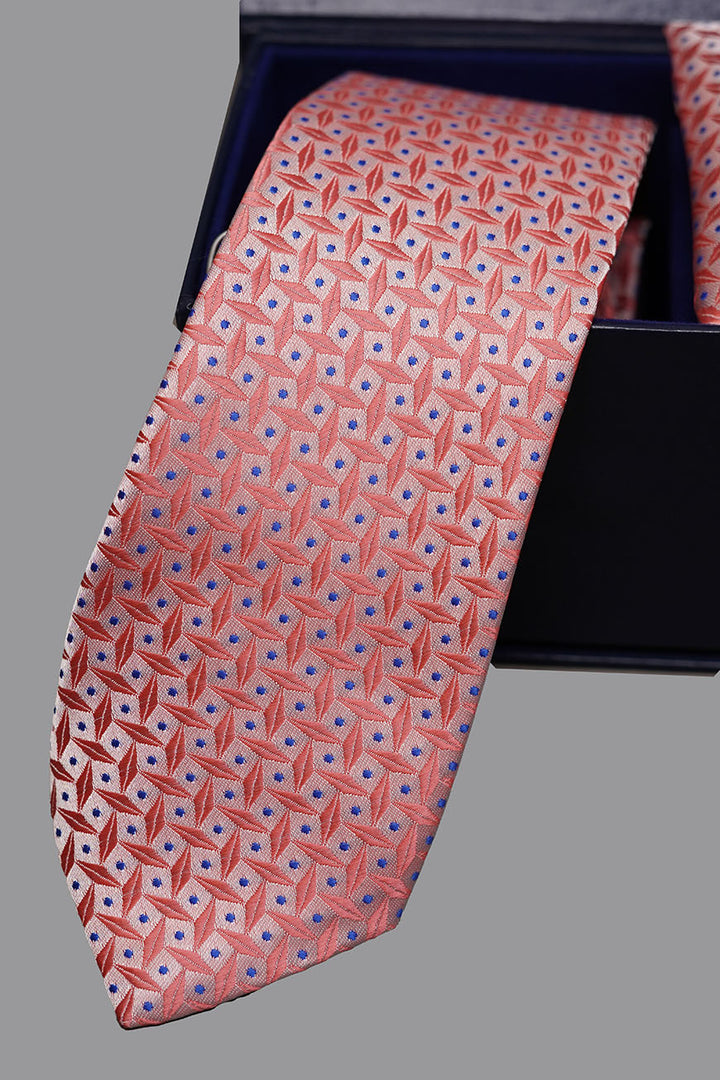 Close-up of pattern and finish – multi-design 19-
